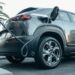 Brasil ultrapassa 950 mil carros elétricos e híbridos. Motoristas relatam economia de até 70% com a troca da gasolina pela eletricidade.