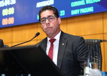 Marcelo Santos cobra Senado após divulgação de mensagens entre Vorcaro e Moraes