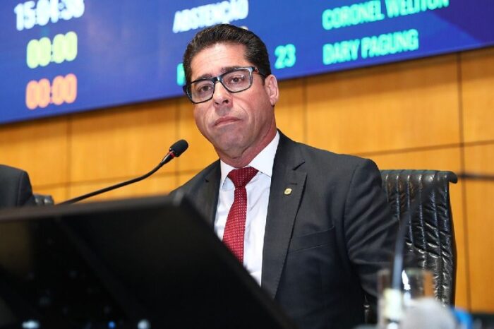 Marcelo Santos cobra Senado após divulgação de mensagens entre Vorcaro e Moraes