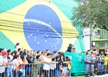 Vitória terá bloqueios e desvios no trânsito para o Desfile Cívico-Militar do Espírito Santo, na segunda-feira (7). Veja as principais rotas.