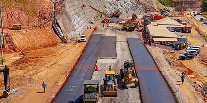Obras de modernização da Rodovia Presidente Dutra no Grande Rio estão 70% concluídas e devem terminar até setembro de 2027.
