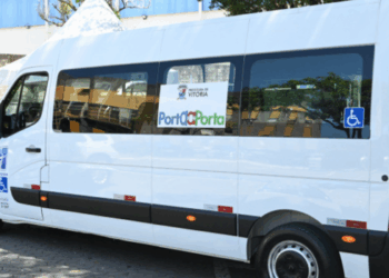 Eleitores cadeirantes cadastrados no Porta a Porta têm até sexta-feira (2) para reservar transporte gratuito para votar em Vitória no domingo.