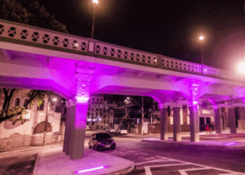 Vitória terá sete monumentos e espaços públicos iluminados de rosa durante outubro em apoio ao Outubro Rosa e à prevenção do câncer de mama.
