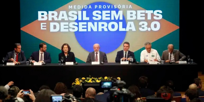 Desenrola 3.0 prevê leilões para compra de carteiras de dívidas pela União, com desconto mínimo de 90% e possibilidade de renegociação para até 15 milhões de pessoas.