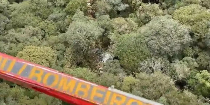 Cenipa investiga queda de helicóptero que matou o cantor Rick e outras quatro pessoas na serra de Santa Catarina. FAB localizou os destroços.