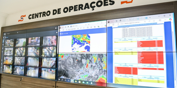 Prefeitura de Vitória analisa mapas de vulnerabilidade climática para identificar áreas expostas ao calor, alagamentos, deslizamentos e outros eventos extremos.