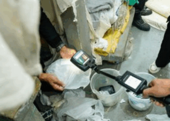 Operação MUTE apreende 442 celulares em presídios brasileiros durante ações realizadas entre 21 e 24 de setembro.