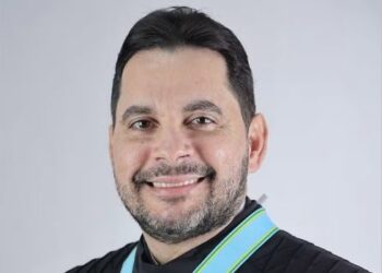 Polícia Federal realiza operação contra desembargador Newton Ramos por determinação do CNJ. Investigação envolve processos ligados ao Banco Master.