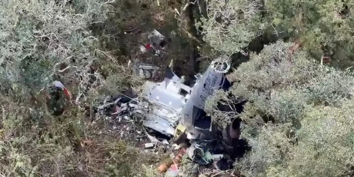 Helicóptero que levava o cantor Rick, da dupla Rick e Renner, é encontrado na Serra Catarinense. Cinco pessoas morreram no acidente.