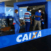 Caixa paga nesta segunda-feira (28) o Bolsa Família para beneficiários com NIS final 8. Programa atende 19,29 milhões de famílias em setembro.