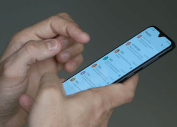 Anatel alerta STF que liberação irrestrita da internet móvel durante as eleições pode provocar congestionamento e interrupções no sinal de celular.