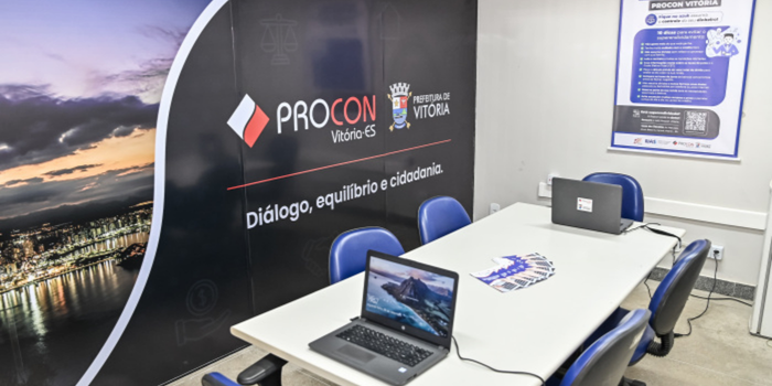 Vitória inaugura Núcleo de Atendimento ao Superendividado para orientar consumidores, negociar dívidas e ajudar famílias a reorganizar a vida financeira.