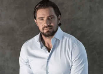 Daniel Vorcaro depõe à PF e nega participação em grupos investigados por supostos atos de intimidação. Defesa também pede a soltura do ex-banqueiro.