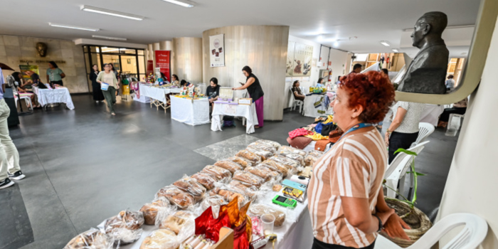 Feira de Mulheres Empreendedoras acontece nesta terça e quarta na Prefeitura de Vitória, com artesanato, gastronomia, acessórios e outros produtos.