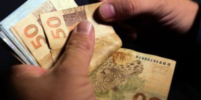 Desenrola Brasil 3.0 poderá renegociar dívidas de até R$ 10 mil, com descontos mínimos de 90% na compra das carteiras pela União.