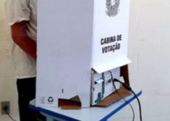 Presos provisórios poderão votar nas Eleições 2026 após decisão do TSE, mas Lei Antifacção pode acabar com o direito a partir de 2027.