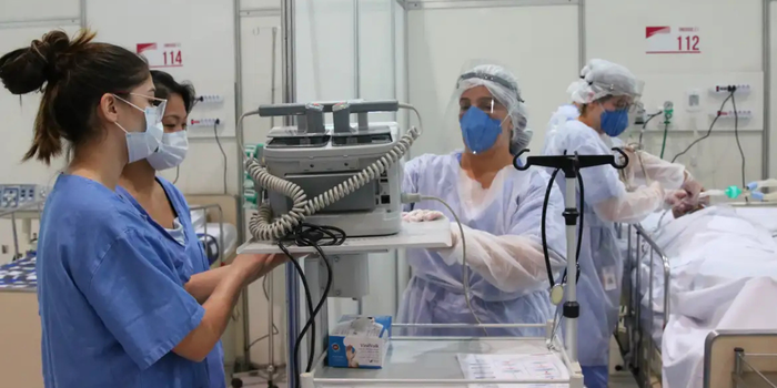 Pesquisa da Amib e do CFM revela que 48,5% dos médicos que atuam em UTIs apresentam alto nível de esgotamento emocional no Brasil.