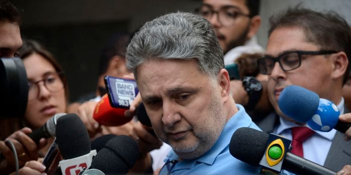TRE-RJ rejeita por unanimidade a candidatura de Anthony Garotinho ao governo do Rio. Defesa pode recorrer ao TSE.