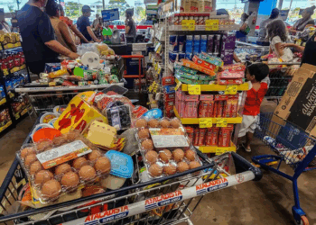 AGU pede ao STF reconhecimento da legalidade do reajuste de 15% do Bolsa Família, com valor mínimo de R$ 691 a partir de outubro.