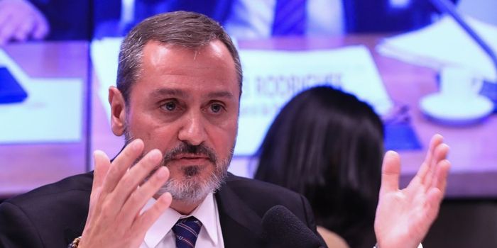 Diretor-geral da PF, Andrei Rodrigues, nega monitoramento ilegal de autoridades e defende regularidade dos relatórios enviados ao STF.