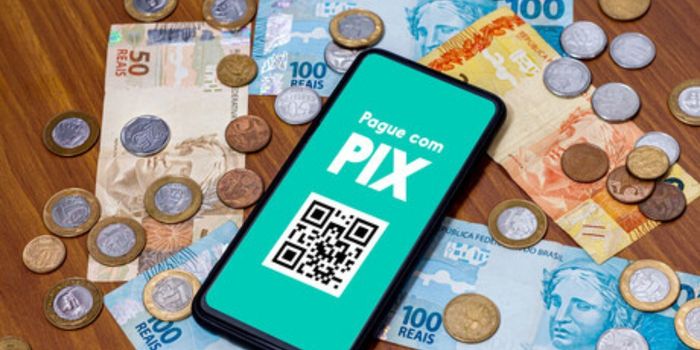 Banco Central estuda integrar o Pix ao sistema europeu TIPS, o que pode permitir pagamentos instantâneos em euros