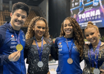 Brasil conquista cinco medalhas no último dia da Copa do Mundo de Ginástica Artística da Hungria e encerra a competição com seis pódios.