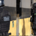 Ministério da Justiça realiza operações, entrega equipamentos e capacita policiais penais para reforçar a segurança e combater ilícitos nos presídios.
