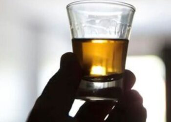 ANP prepara medidas para impedir o uso de etanol combustível na fabricação clandestina de bebidas e prevê mudança nas regras a partir de 2027.