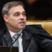 André Mendonça vota no STF para que julgamento sobre eventual investigação de Alexandre de Moraes seja separado da análise de sua atuação no caso Banco Master.