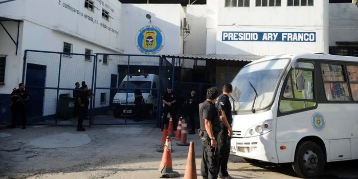 Famílias de presos gastam até 70% do salário mínimo com visitas e itens básicos, aponta pesquisa da Pastoral Carcerária Nacional.