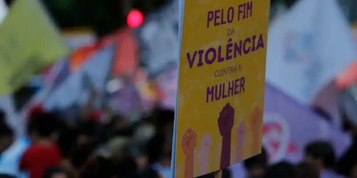 Governo federal pede a plataformas digitais informações sobre canais de denúncia de violência contra mulheres e quer fortalecer a orientação oferecida pelo Ligue 180.