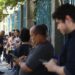 Prova Nacional Docente 2026 será aplicada neste domingo (20) em mais de 800 municípios. Confira horários, documentos e orientações para a prova.