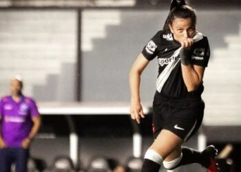 Vasco enfrenta o Atlético-PI nesta segunda-feira pela semifinal do Brasileirão Feminino A2. TV Brasil transmite o jogo a partir das 21h15.