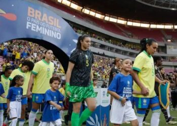 Seleção brasileira feminina enfrenta Argentina e Japão nos quatro últimos amistosos de 2026. Veja datas, locais e detalhes dos jogos.