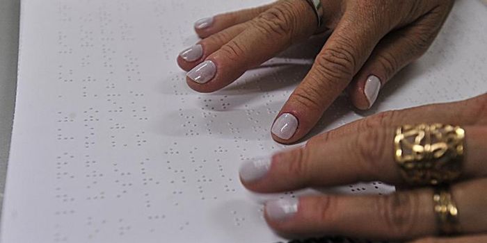 Brasil tem 95 centros do SUS para reabilitação de pessoas com baixa visão ou cegueira; rede também aposta em tecnologias assistivas.
