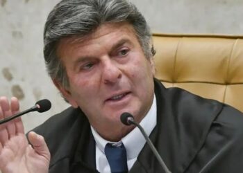 Ministro Luiz Fux dá 15 dias para União, Banco Central e FGC explicarem entraves a empréstimo de R$ 6,6 bilhões para evitar crise no BRB.