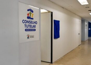 Conselho Tutelar de Vitória – território Centro passa a atender em nova sede na Rua Caramuru, com estrutura acessível e salas para atendimento individualizado.