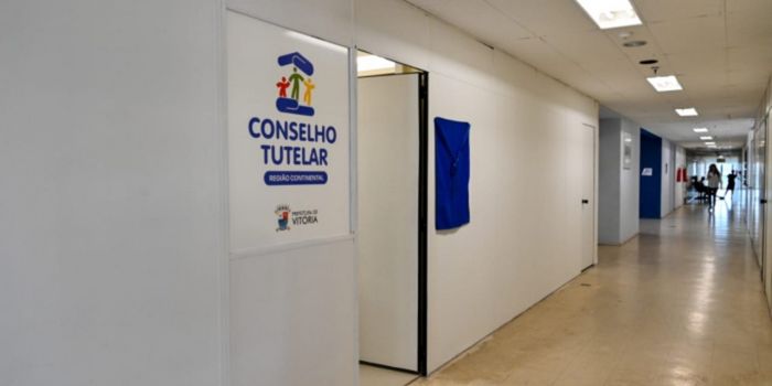 Conselho Tutelar de Vitória – território Centro passa a atender em nova sede na Rua Caramuru, com estrutura acessível e salas para atendimento individualizado.