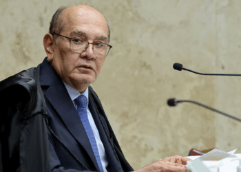 Gilmar Mendes reconhece a validade do reajuste de 15% do Bolsa Família. Valor mínimo passa para R$ 691 a partir de outubro.