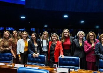 Candidaturas femininas cresceram no Brasil nas últimas décadas, mas participação das mulheres entre os eleitos ainda permanece baixa.