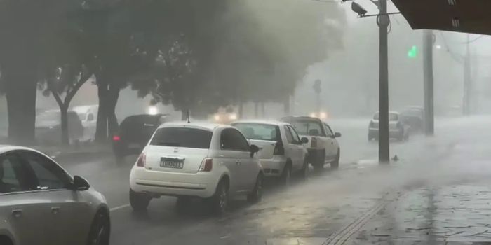 Setembro começa com chuva, trovoadas e queda de temperatura no Sul. Norte e Nordeste terão calor intenso, com máxima de 41°C no Piauí.