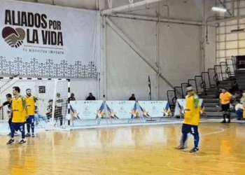 Brasil conquista o quarto título mundial de futsal down após golear a Argentina por 10 a 1 no México. Renato Gregório marcou 29 gols e foi eleito o melhor jogador.