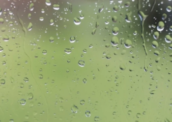 Sudeste enfrenta alerta de tempestades nesta quinta-feira (29). Veja a previsão de chuva forte para SP, RJ e MG e os riscos apontados pelo Inmet.