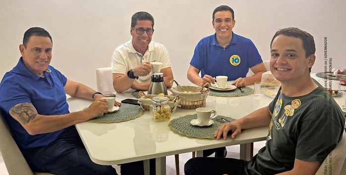 Pazolini abre vantagem sobre Ricardo Ferraço, recebe Flávio Bolsonaro e amplia pressão política no Espírito Santo