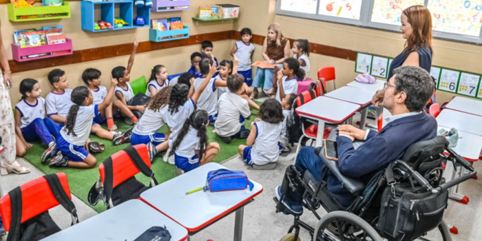 Prefeitura de Vitória firma parceria com o Instituto Rodrigo Mendes para ampliar práticas de educação inclusiva e fortalecer a aprendizagem na rede municipal.