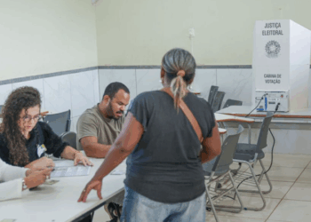 TSE esclarece que falha de 50 minutos no painel de resultados do primeiro turno não afetou a contabilização dos votos para presidente.
