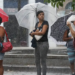 Inmet emite alerta amarelo de chuvas intensas para o Espírito Santo e outros estados neste sábado (31). Confira as áreas atingidas e a previsão para domingo.