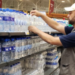 Fiscalização do Inmetro encontrou irregularidades em 3,2% das bebidas não alcoólicas analisadas em estabelecimentos de todo o Brasil.