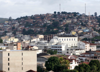 Espírito Santo assume trecho de 13,5 km de estrada em Barra de São Francisco para facilitar obras de recuperação e o escoamento da produção de café.