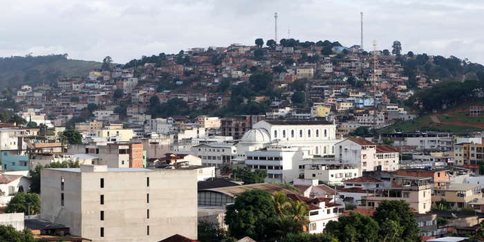 Espírito Santo assume trecho de 13,5 km de estrada em Barra de São Francisco para facilitar obras de recuperação e o escoamento da produção de café.